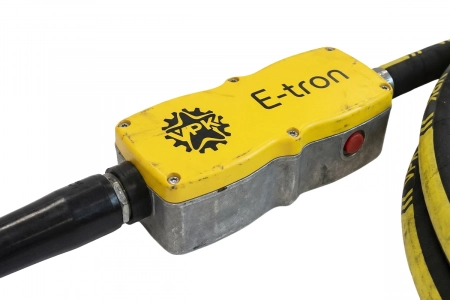 Высокочастотный вибратор VPK E-tron 36 (7м) со встроенным преобразователем