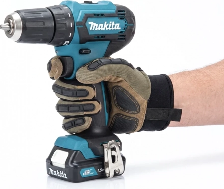 Дрель-шуруповерт аккумуляторная Makita DF333DWYE